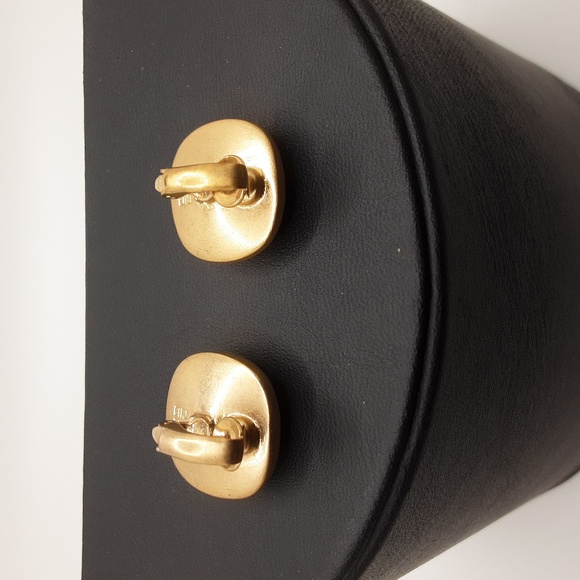 Vintage Givenchy Green Crystal Clip-on Earrings - Picture 2 of 16